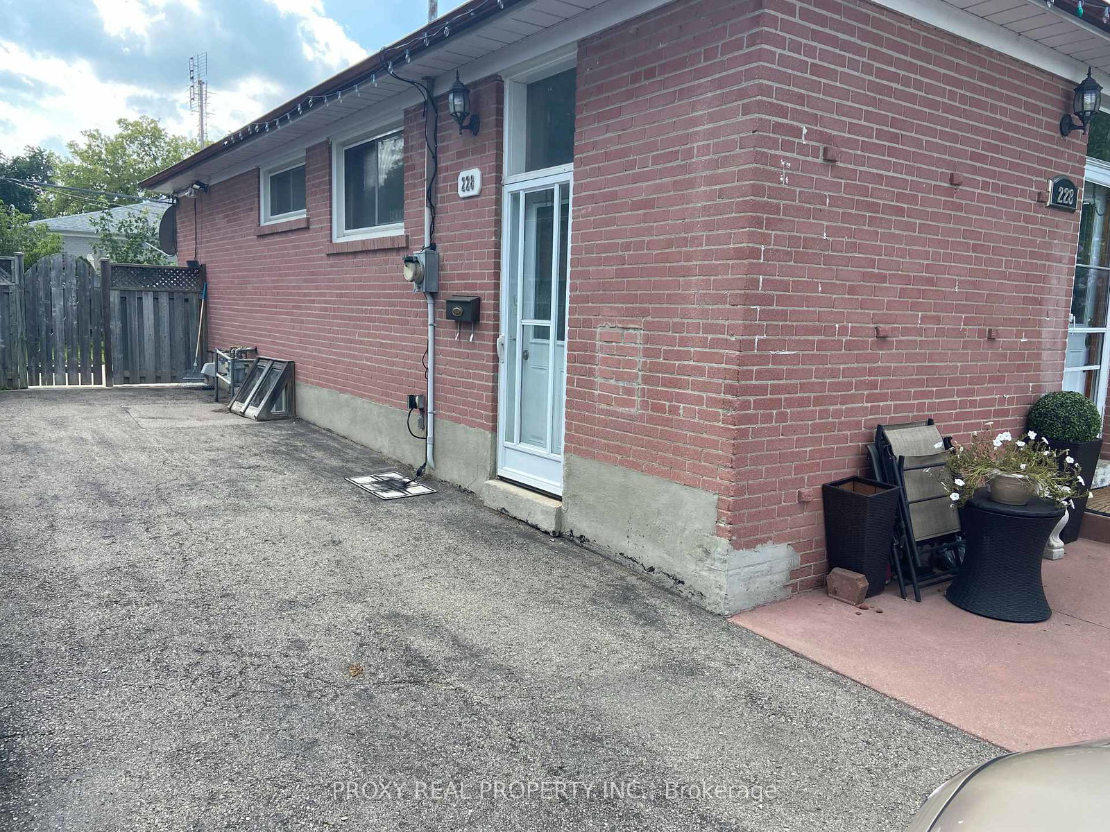228-anzac-lower-level-road-richmond-hill-ontario-n13497038