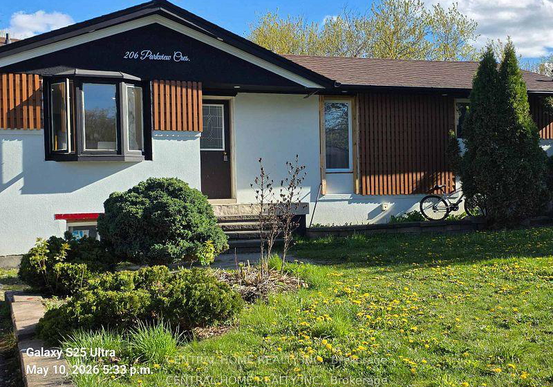 206-parkview-crescent-newmarket-ontario-n13497606