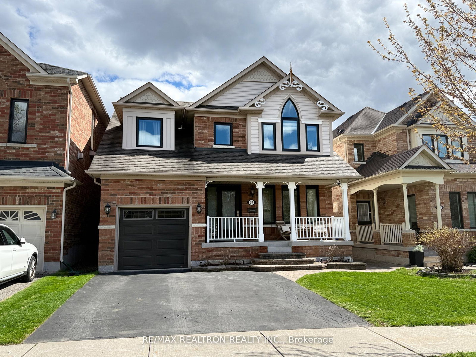 57-skipton-trail-aurora-ontario-n13497888
