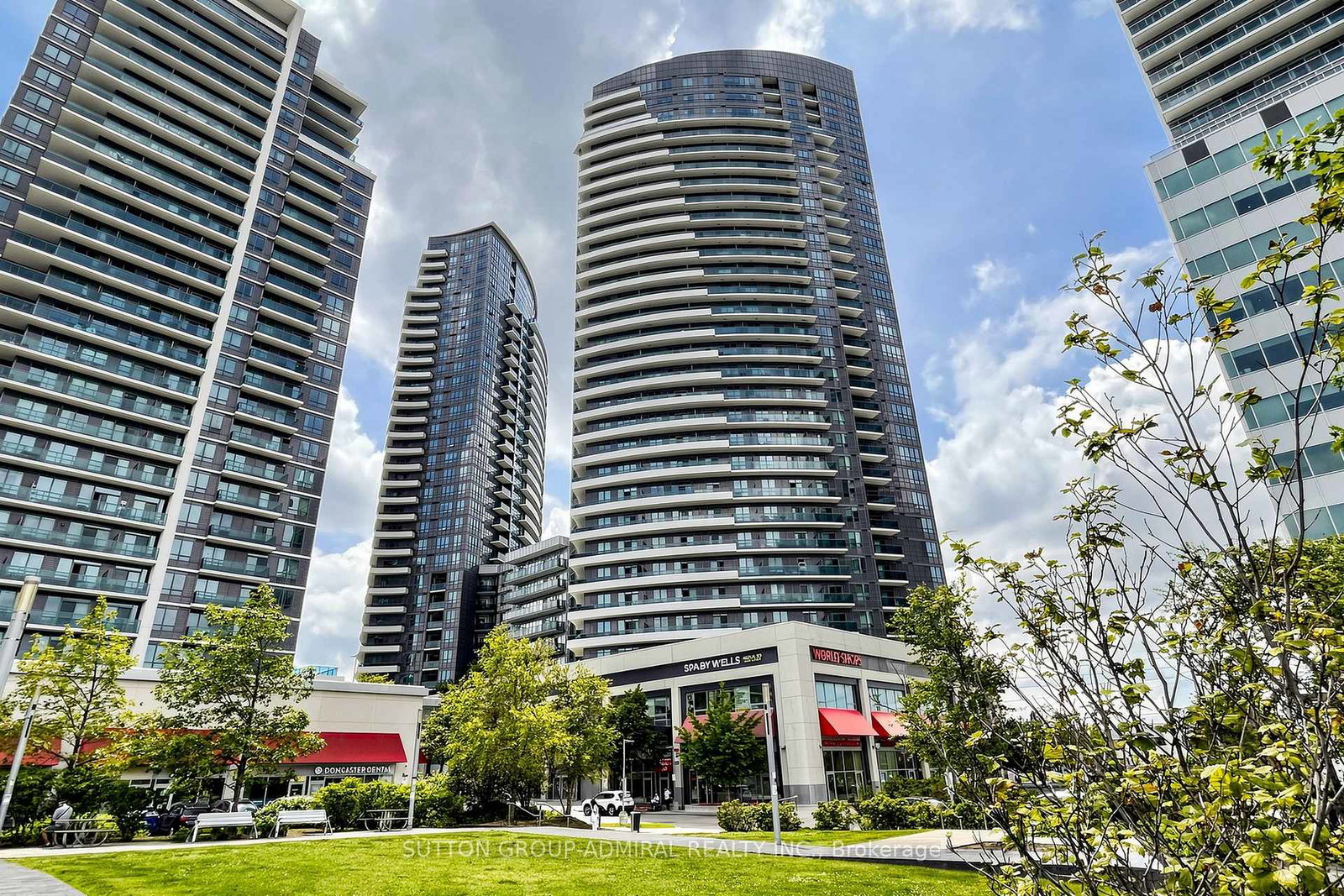 7171-yonge-street-markham-ontario-n13498492