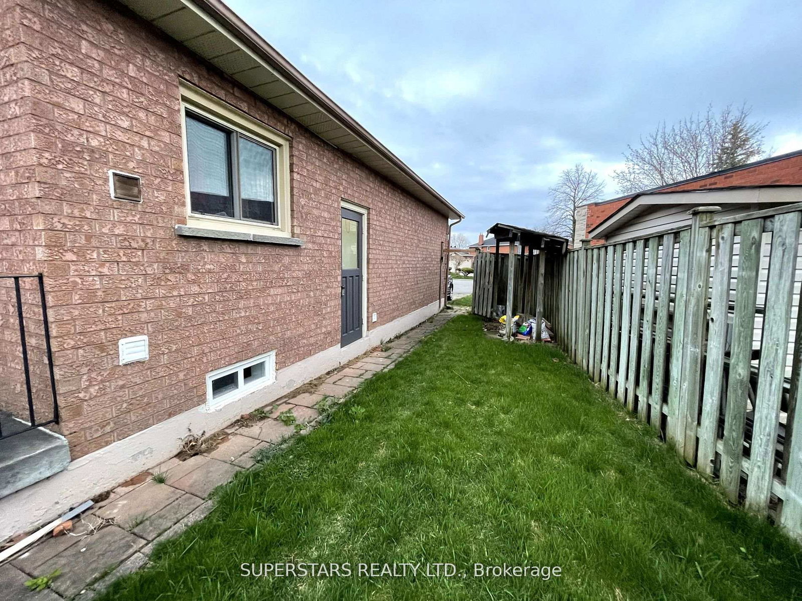 26-tavistock-court-markham-ontario-n13498734