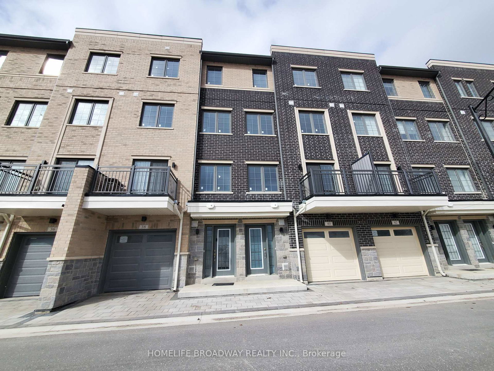 40-clippers-crescent-whitchurch-stouffville-ontario-n13498756