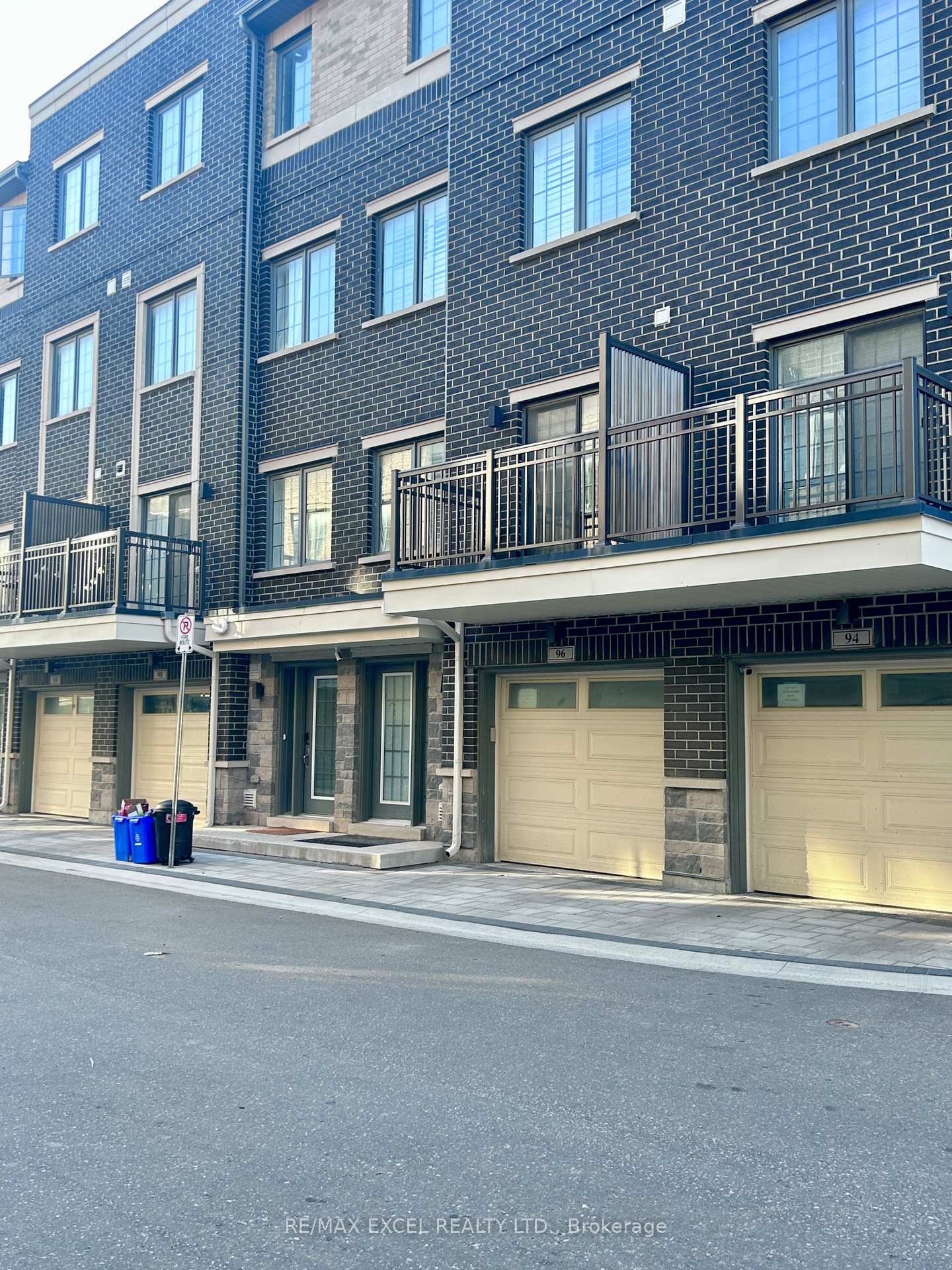96-clippers-crescent-whitchurch-stouffville-ontario-n13499046