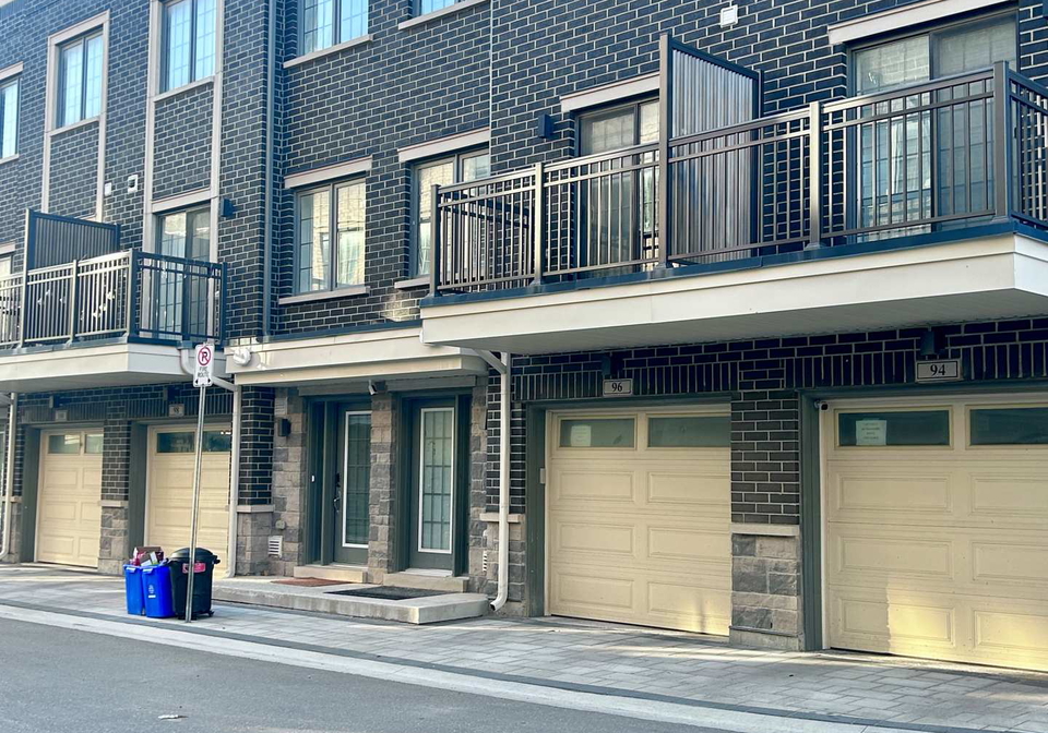 96-clippers-crescent-whitchurch-stouffville-ontario-n13499046