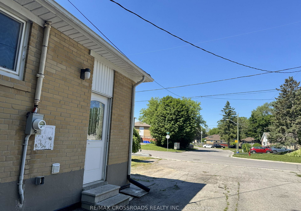 21-davis-road-aurora-ontario-n13499068