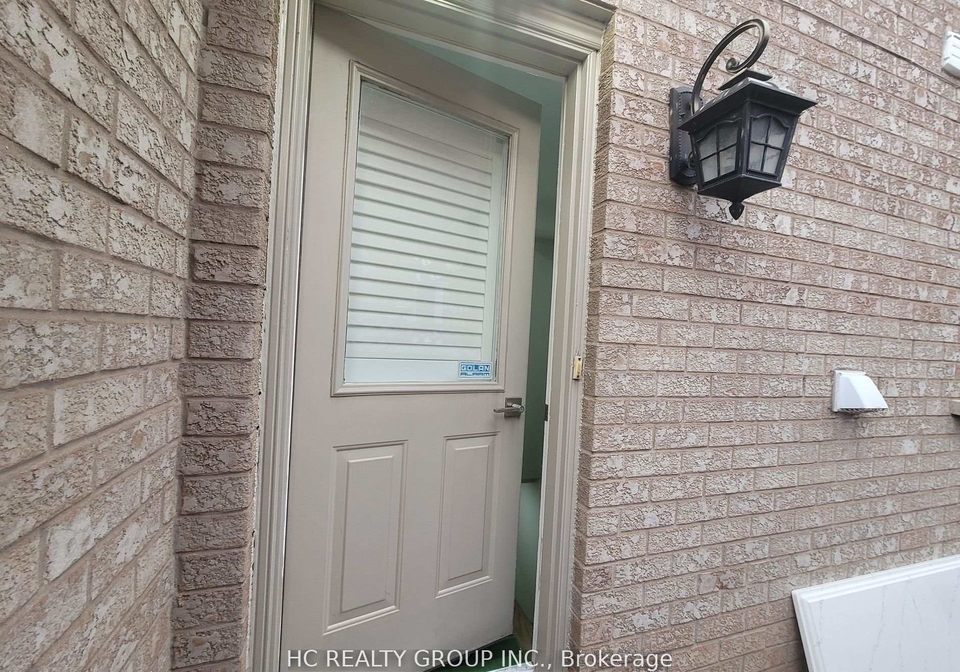 44-dorothy-britton-drive-markham-ontario-n13499164