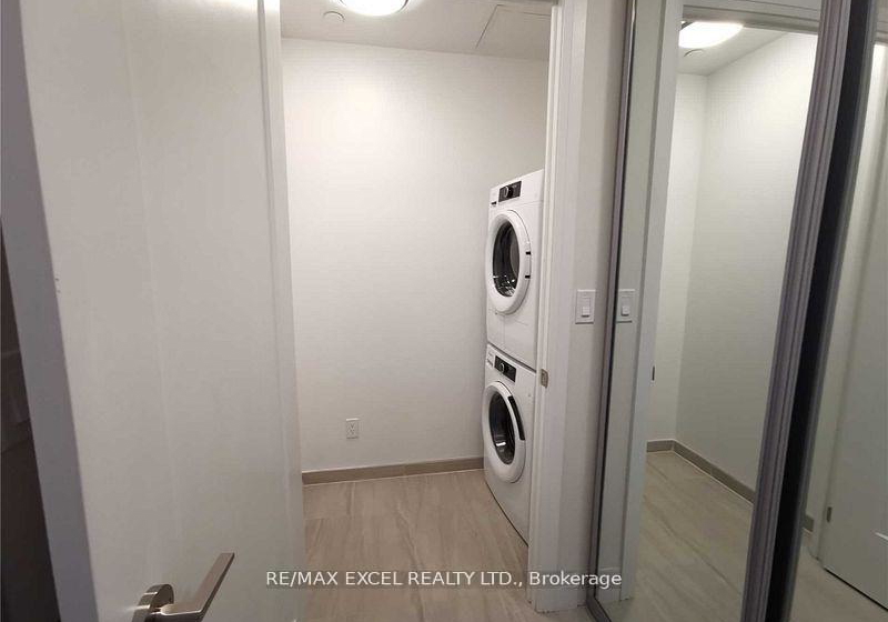 396-highway-7-e-richmond-hill-ontario-n13500472