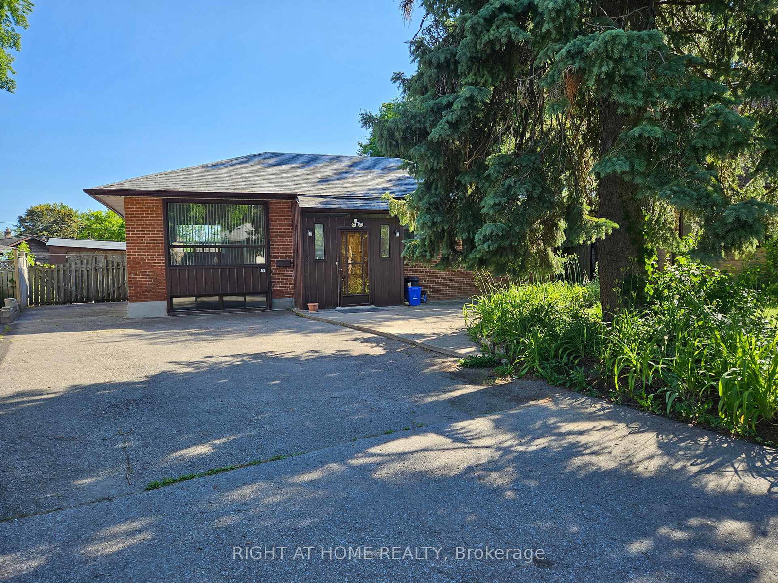 388-fernleigh-circle-s-richmond-hill-ontario-n13500518