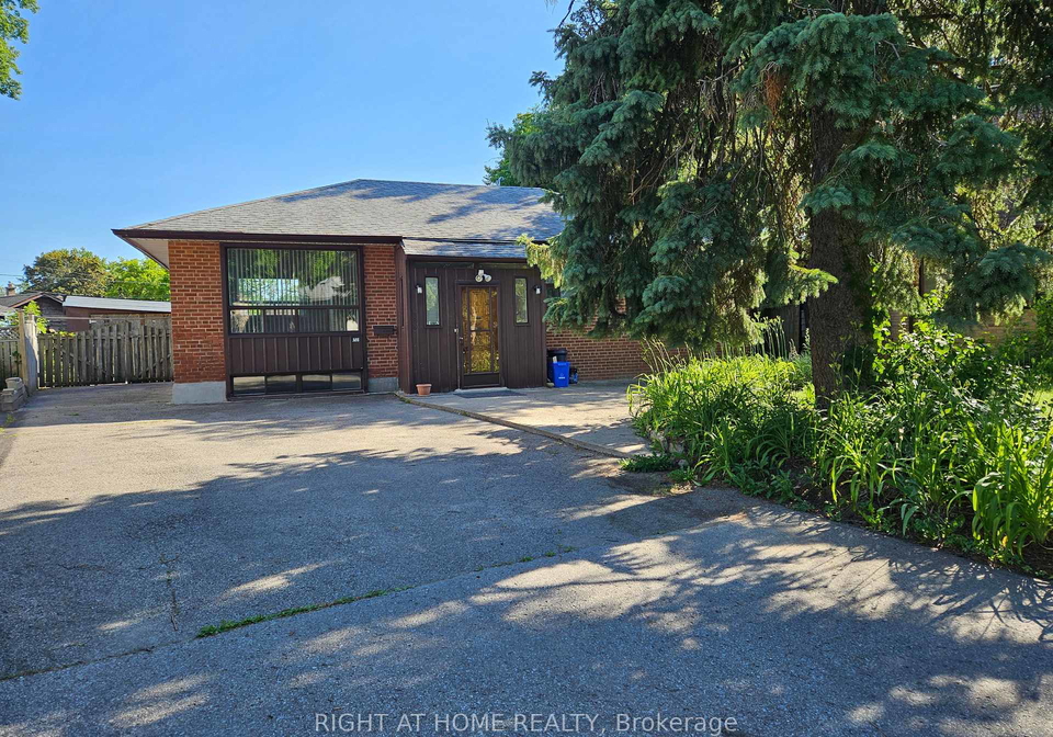 388-fernleigh-circle-s-richmond-hill-ontario-n13500518