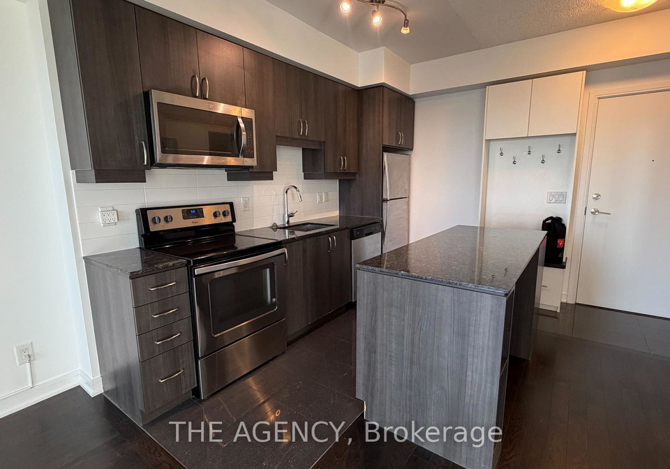 9201-yonge-street-richmond-hill-ontario-n13500600