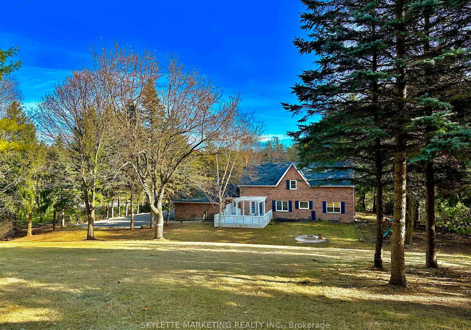 8-blue-grass-drive-aurora-ontario-n13500784
