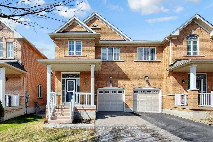 37-jonas-millway-whitchurch-stouffville-ontario-n13500952