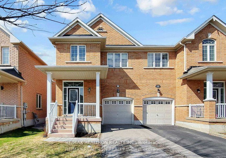 37-jonas-millway-whitchurch-stouffville-ontario-n13500952