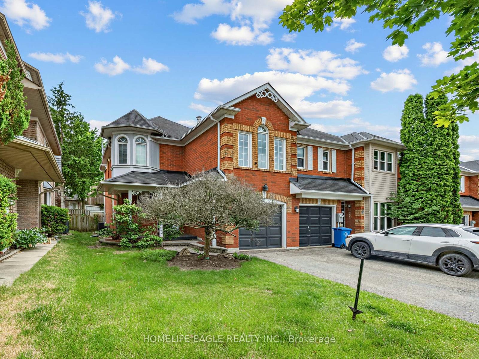 101-downey-circle-aurora-ontario-n13500974