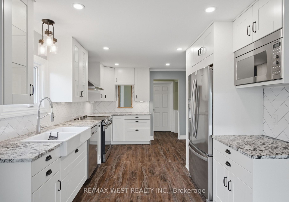 12-station-road-georgina-ontario-n13502102