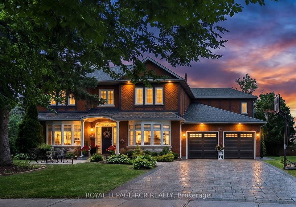 713-exceller-circle-newmarket-ontario-n13502286