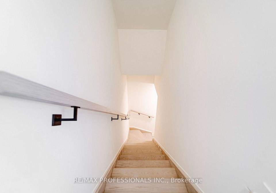 11-david-eyer-road-richmond-hill-ontario-n13503516