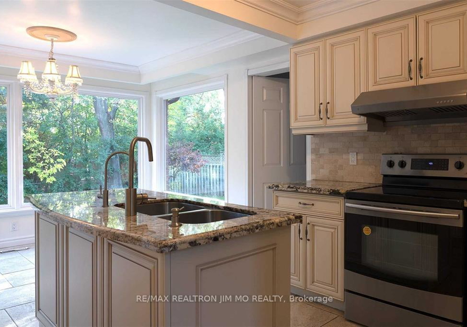 35-mckay-crescent-markham-ontario-n13503922