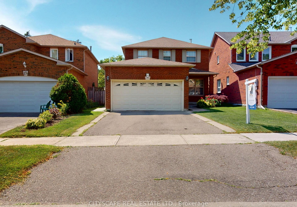 17-badessa-circle-vaughan-ontario-n13505396