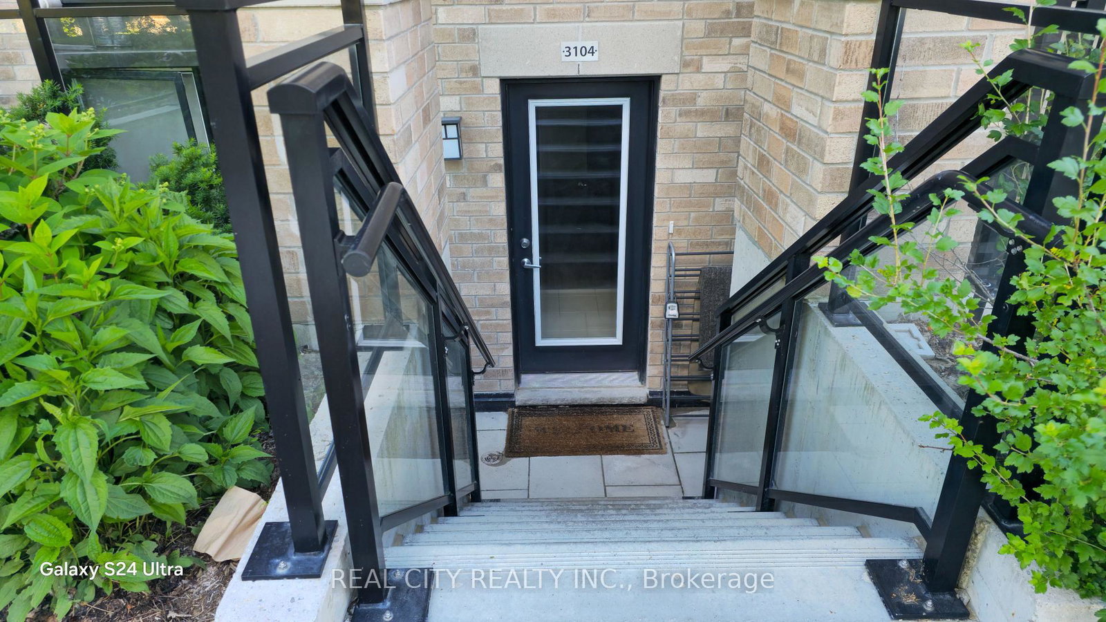60-elizabeth-street-richmond-hill-ontario-n13506386