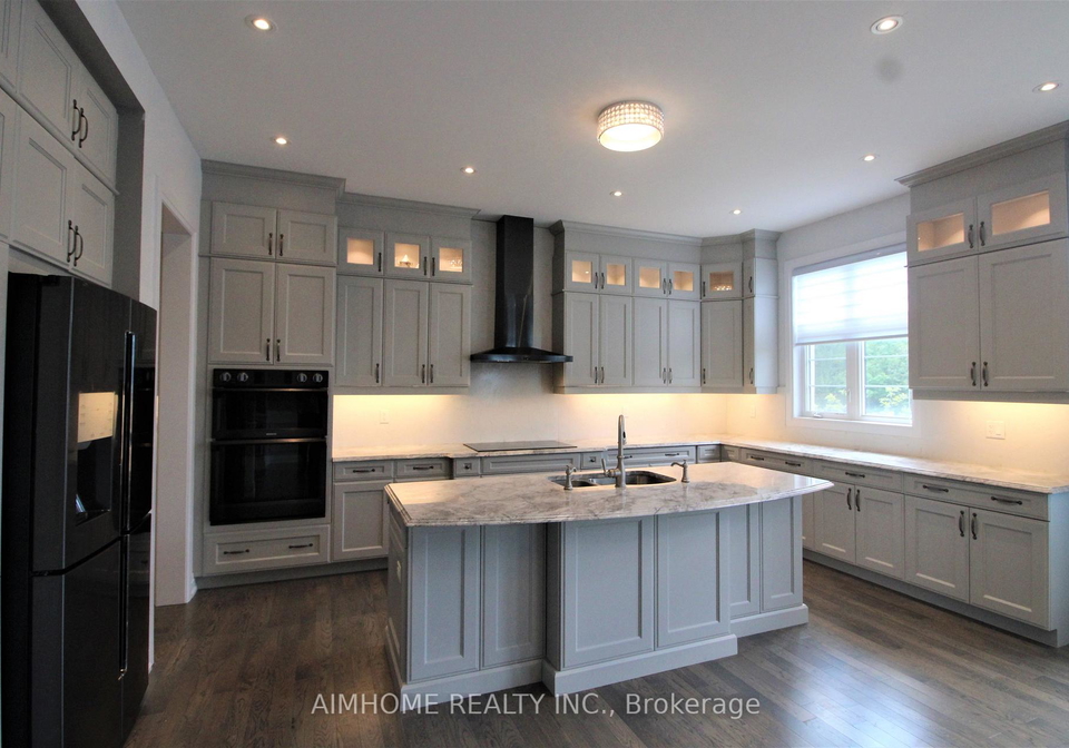 151-bridgepointe-court-aurora-ontario-n13508032