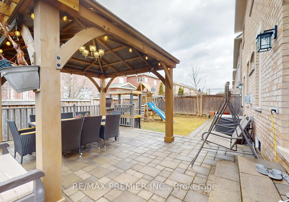 48-heron-hollow-avenue-richmond-hill-ontario-n13508164