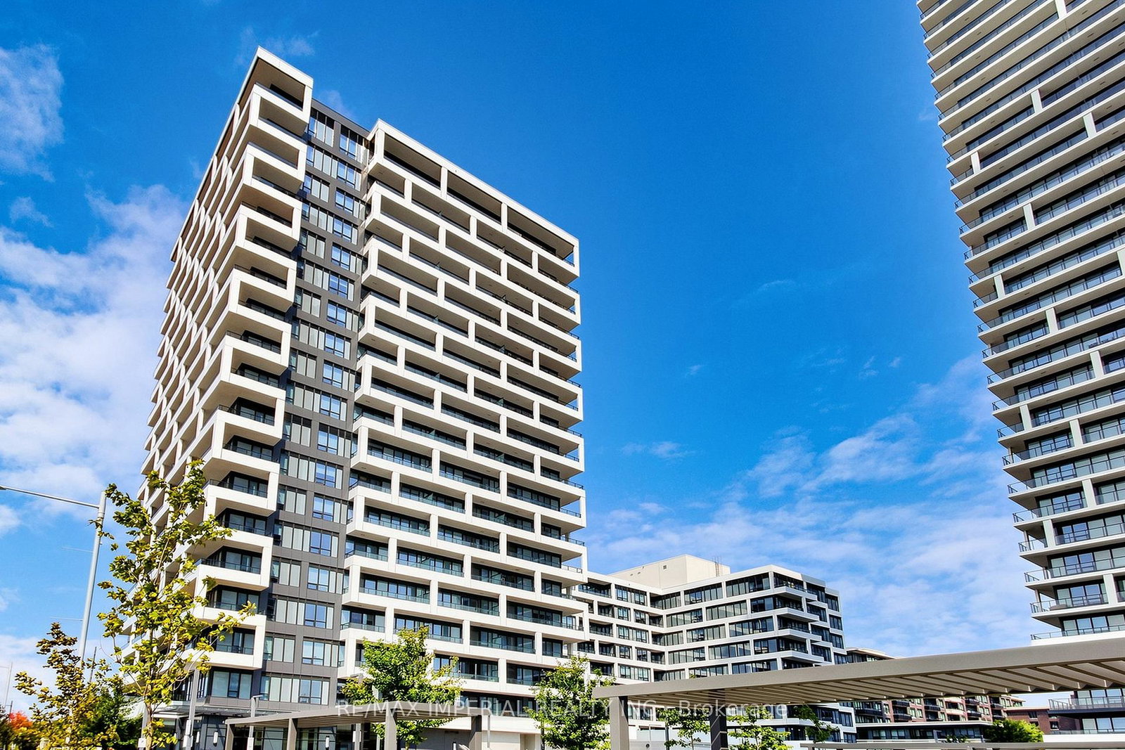 38-water-walk-drive-markham-ontario-n13508390