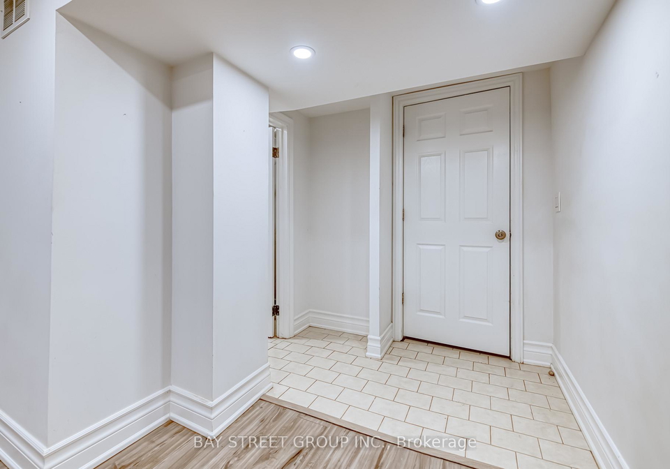 99-cherrywood-drive-newmarket-ontario-n13508910