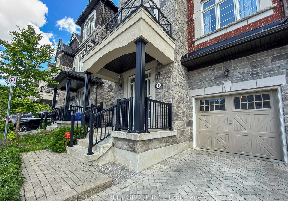 8-globemaster-lane-richmond-hill-ontario-n13509764