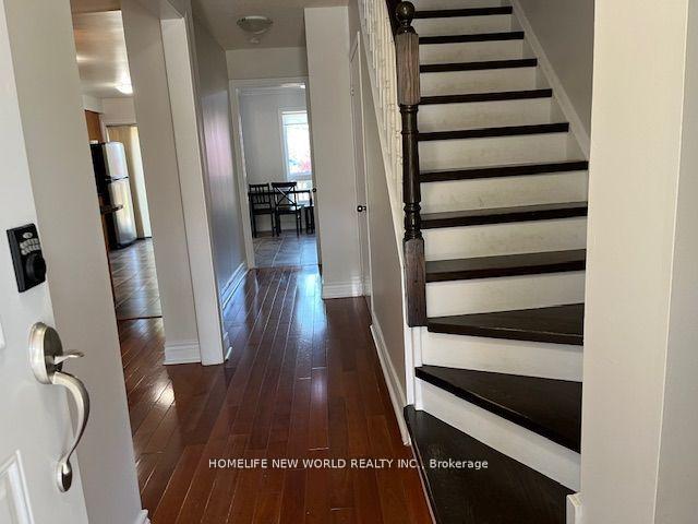 52-harness-circle-markham-ontario-n13509796