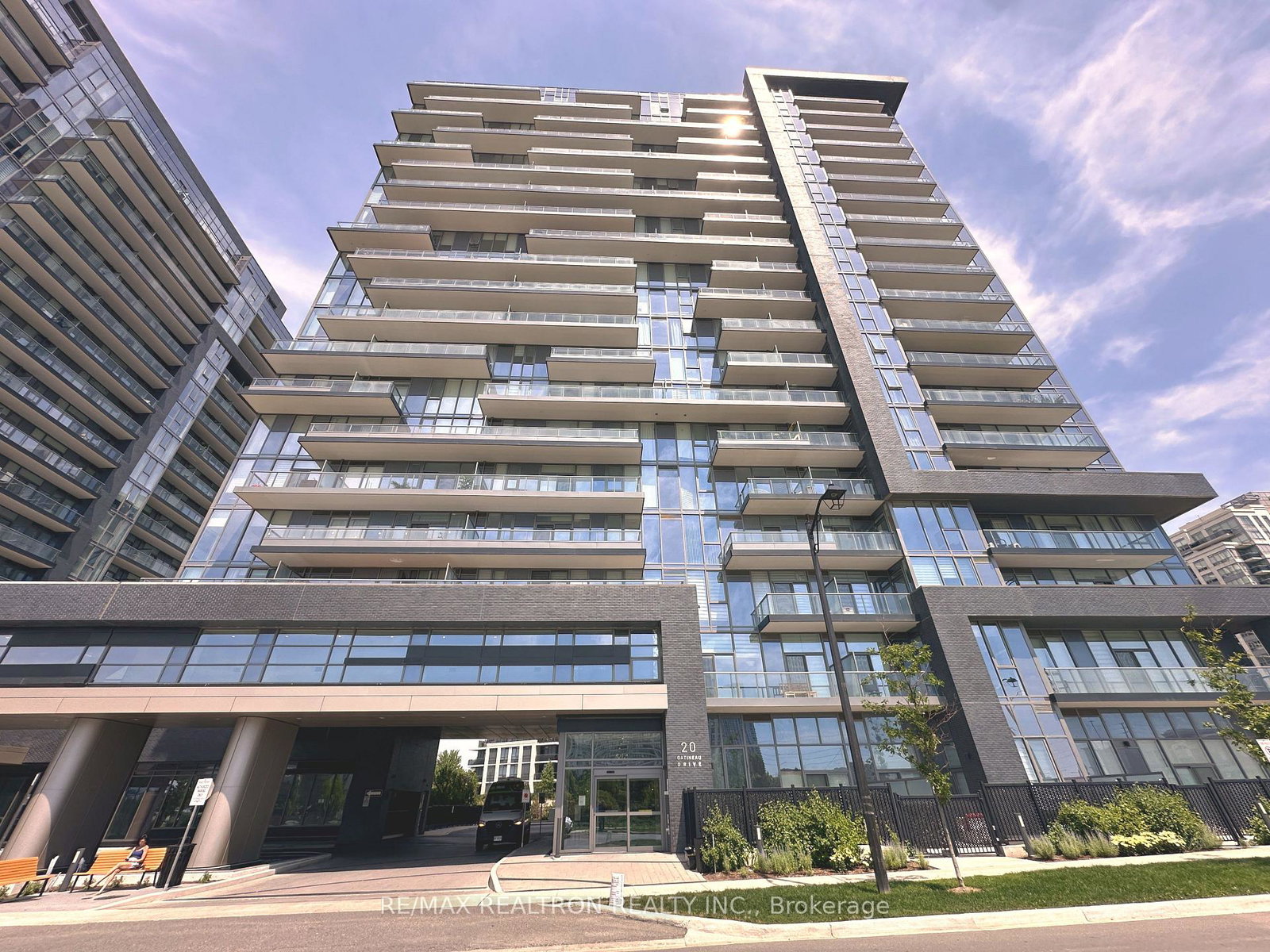 20-gatineau-drive-vaughan-ontario-n13510010