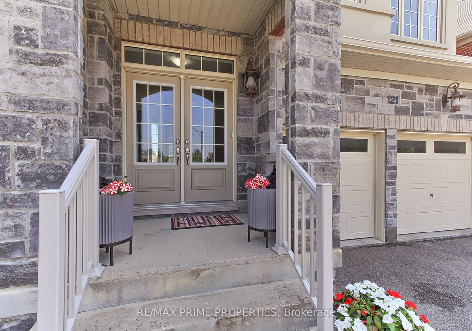 121-robert-wilson-crescent-georgina-ontario-n13511292
