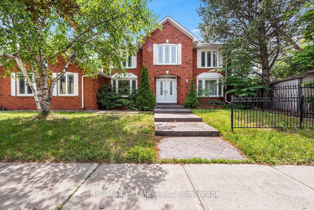4-bourbon-road-vaughan-ontario-n13511534