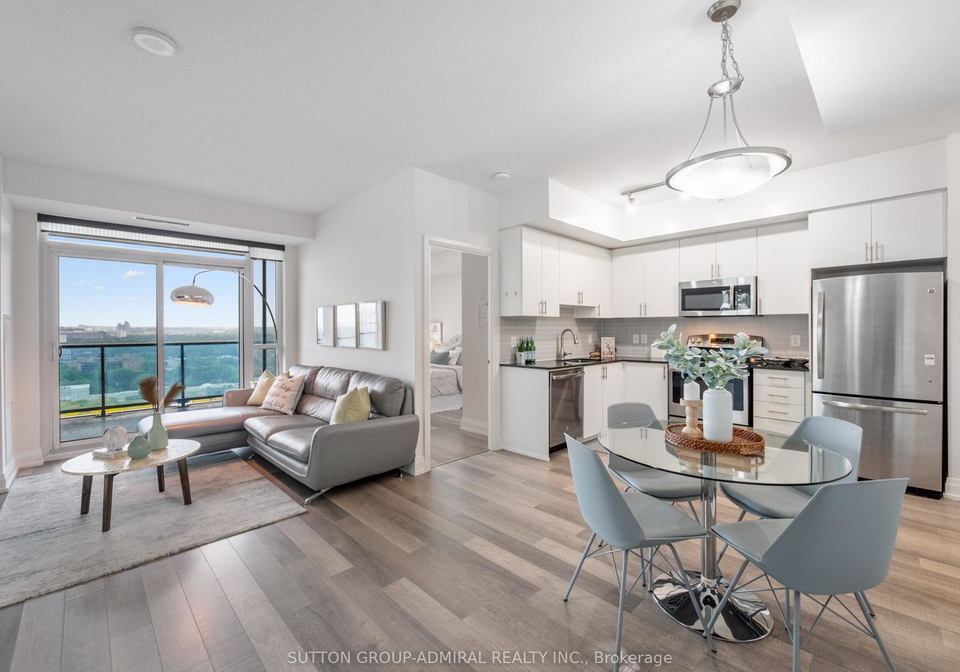 7167-yonge-street-markham-ontario-n13511724