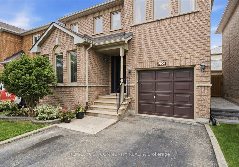 202-matthew-drive-vaughan-ontario-n13511866