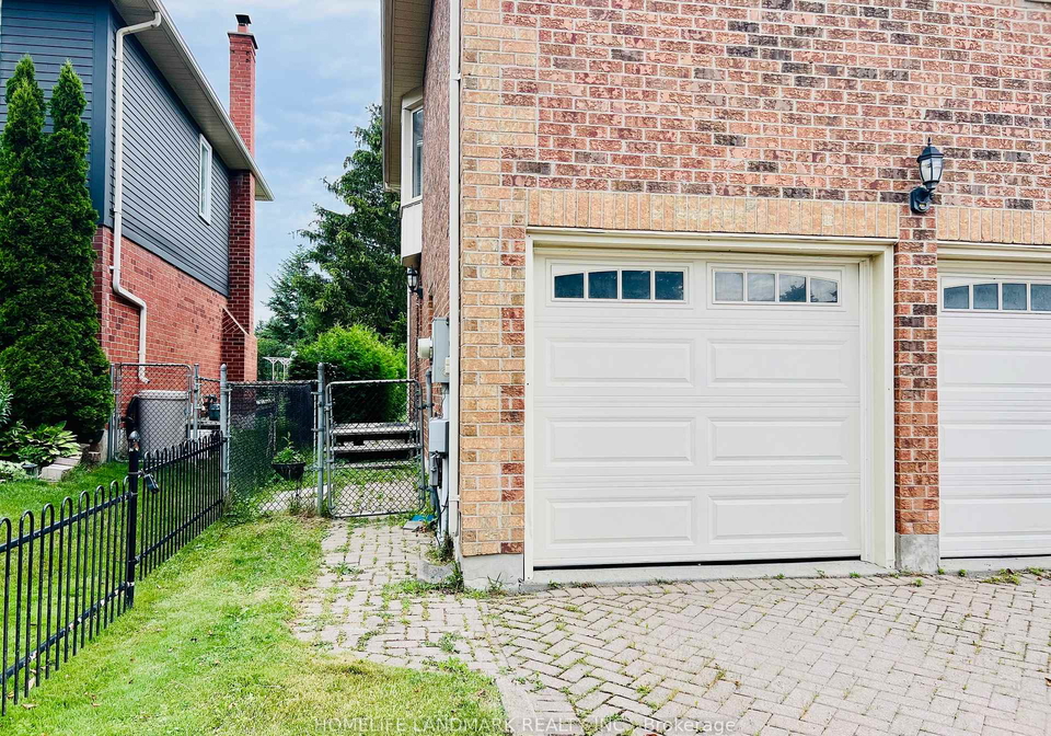 123-crossland-gate-newmarket-ontario-n13512330