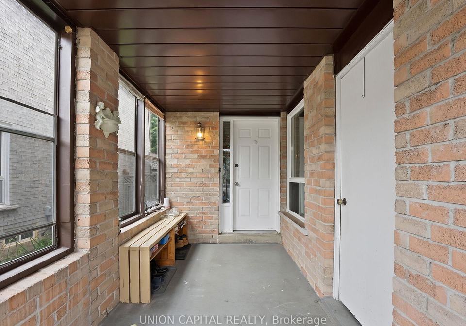 34-timbers-circle-markham-ontario-n13513460