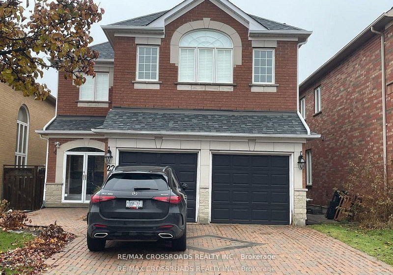 22-walnut-grove-crescent-richmond-hill-ontario-n13513540