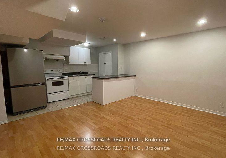 22-walnut-grove-crescent-richmond-hill-ontario-n13513540