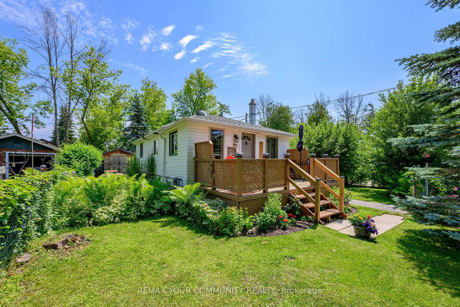 101-dunkirk-avenue-georgina-ontario-n13513562