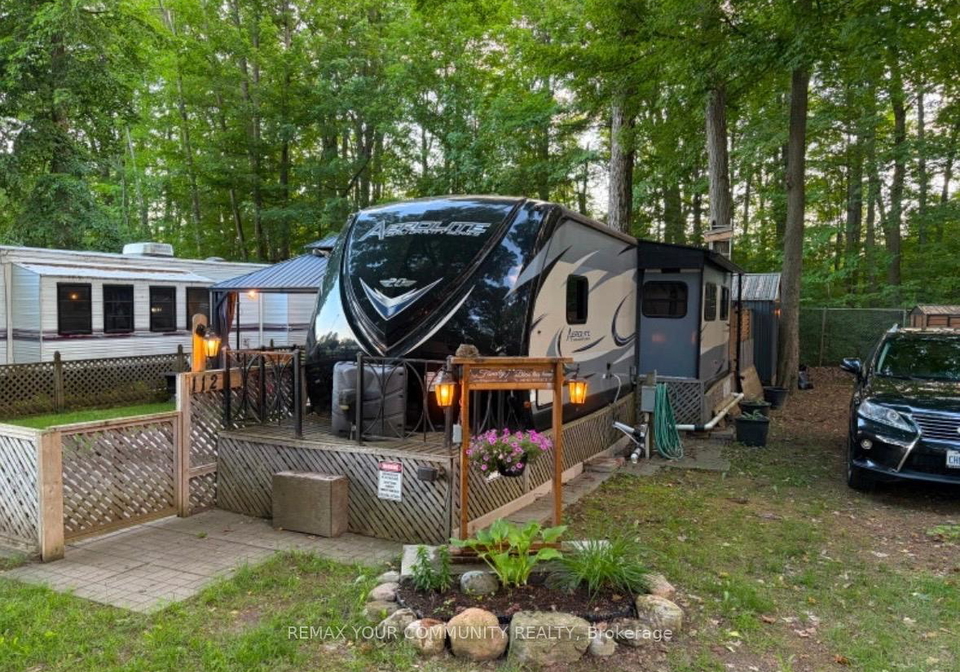 285-crydernams-side-road-georgina-ontario-n13514078