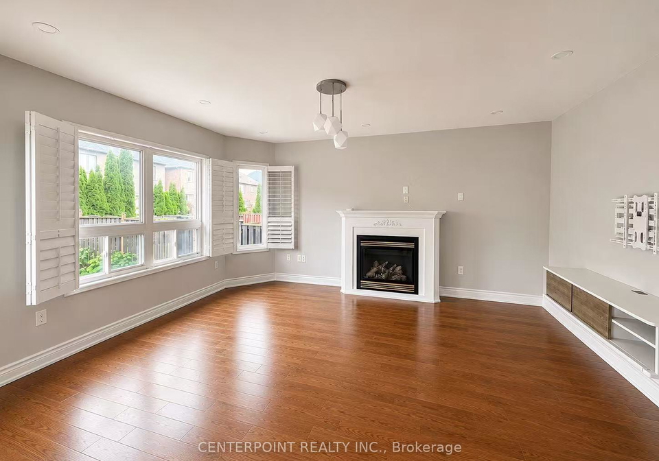 19-mirando-street-richmond-hill-ontario-n13514100