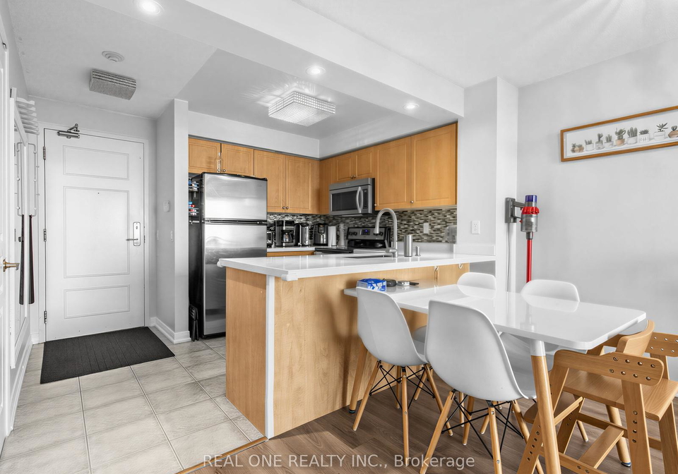 310-red-maple-road-richmond-hill-ontario-n13515276