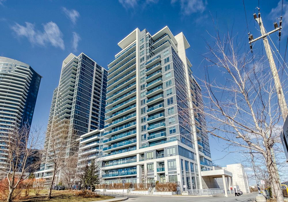 7167-yonge-street-markham-ontario-n13515698