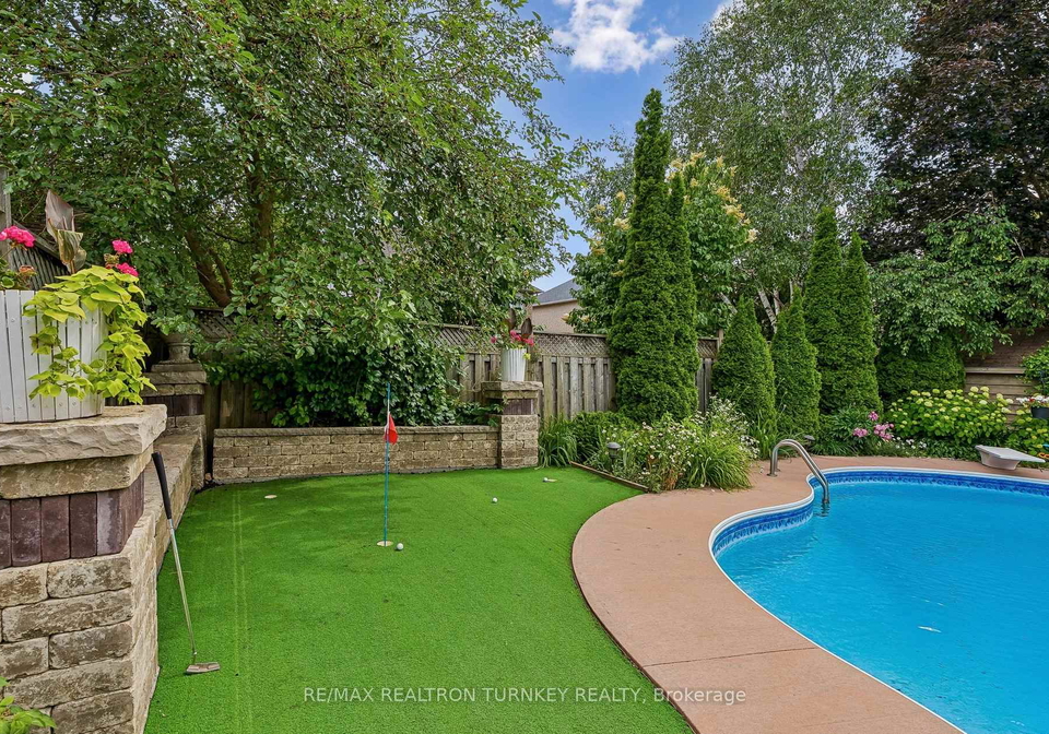 638-gagnon-place-newmarket-ontario-n13515768