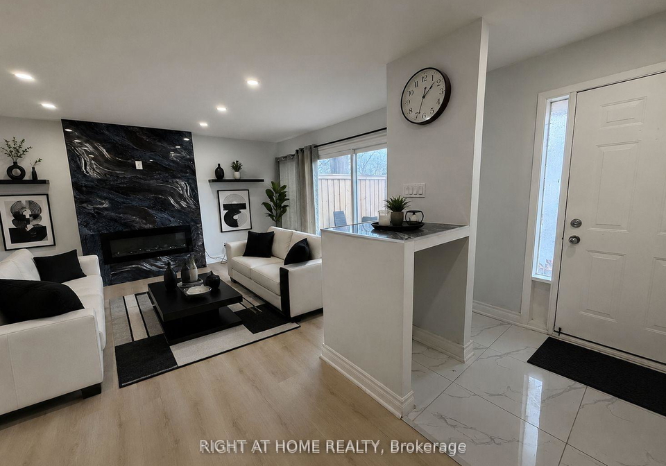 24-springfair-avenue-aurora-ontario-n13516480