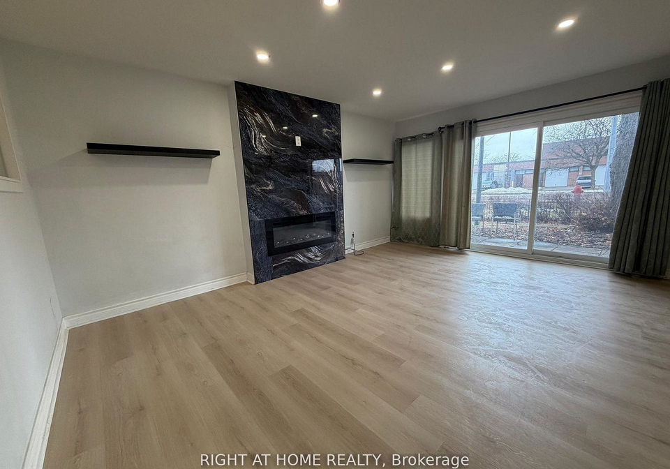 24-springfair-avenue-aurora-ontario-n13516480