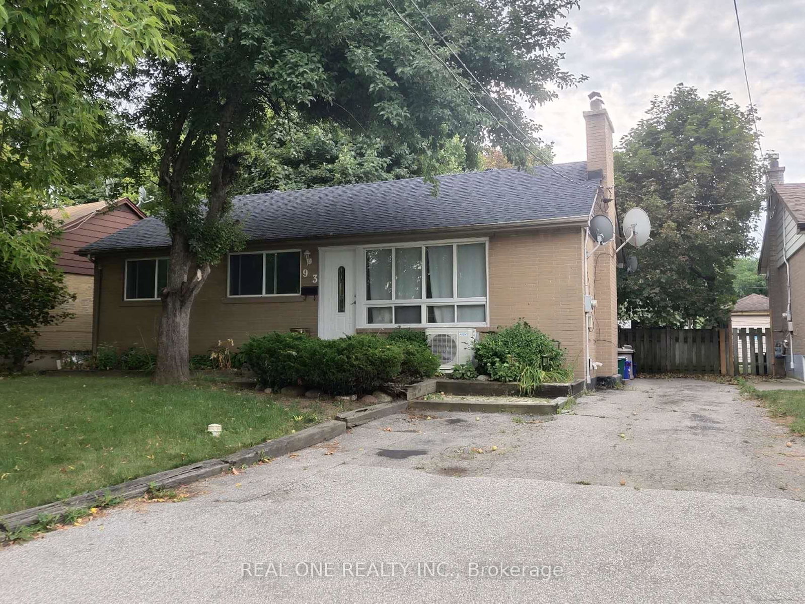93-cartier-crescent-richmond-hill-ontario-n13516688