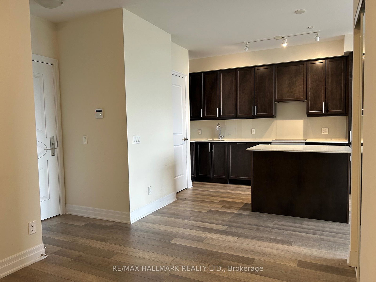 9085-jane-street-vaughan-ontario-n13517306