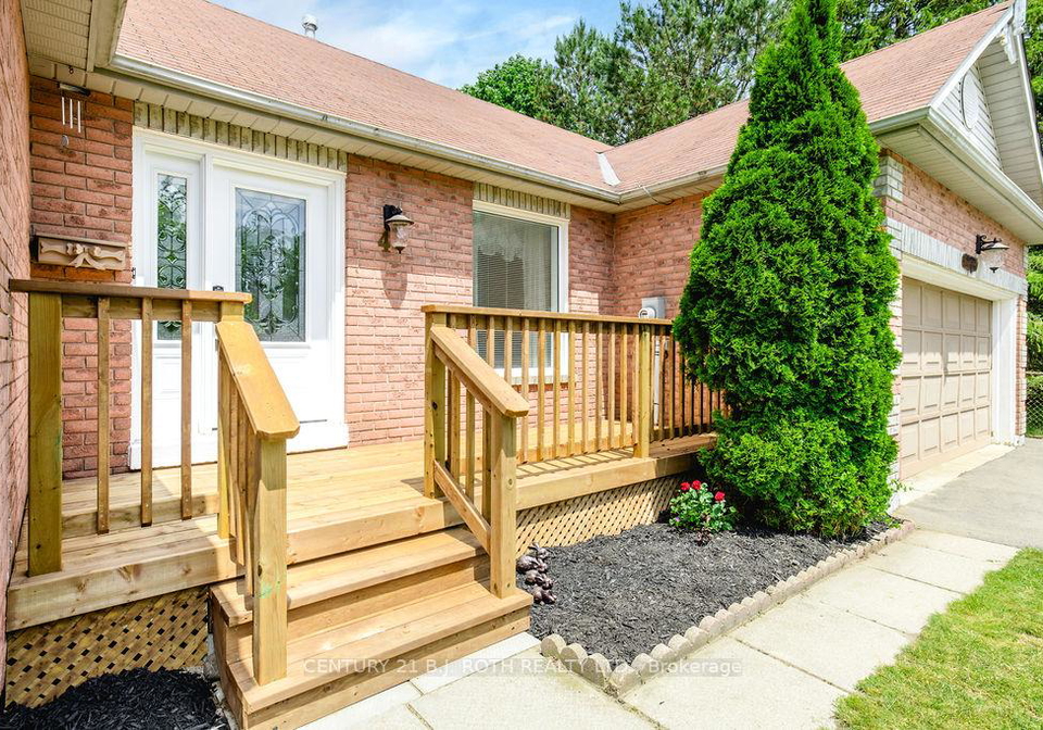 4-michael-street-essa-ontario-n13517440